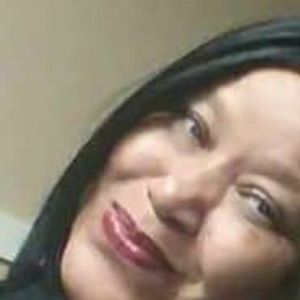 Meet your Posher, Sheila